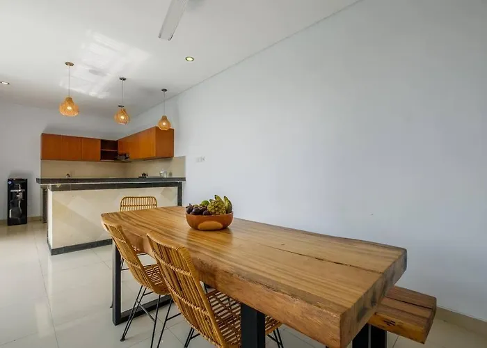 Victoria 2br Villa
