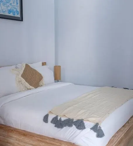 Victoria 2br Villa *