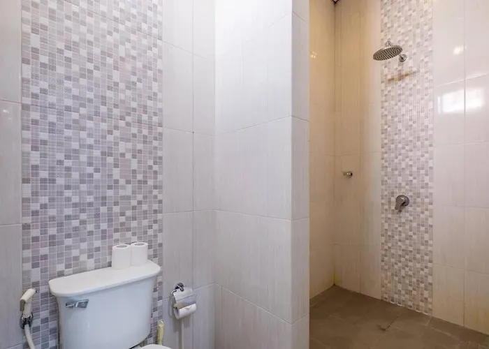 Victoria 2br Villa
